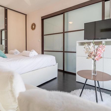 Revon - City Center Flat Анси Экстерьер фото